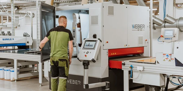 stipcak-cnc-technician-work-800x600